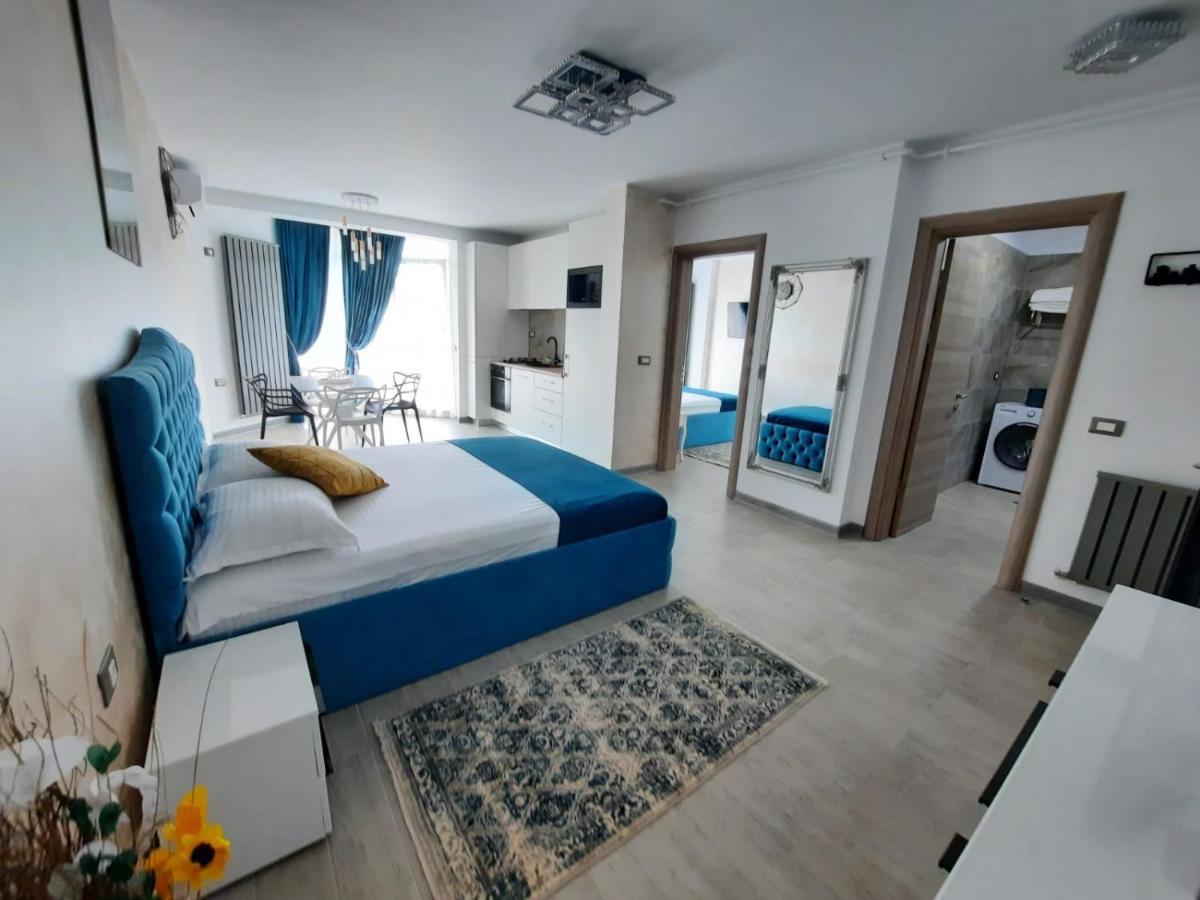 Apartament Rebeca Lux By Alezzi Beach Resort Неводарі Екстер'єр фото