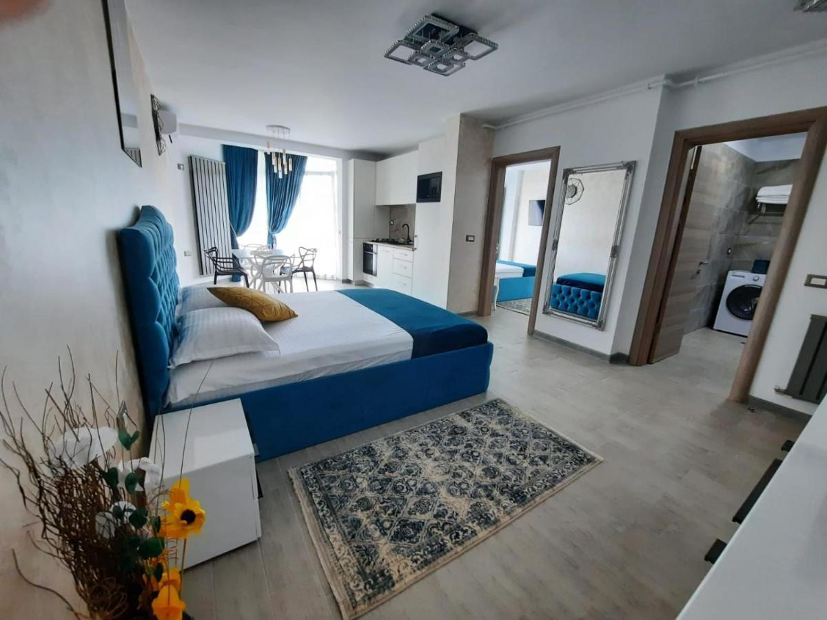 Apartament Rebeca Lux By Alezzi Beach Resort Неводарі Екстер'єр фото